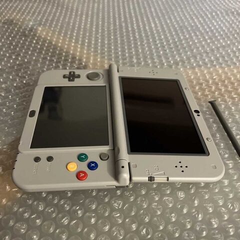 New 3ds xl édition super Nintendo Saint-Astier (24)