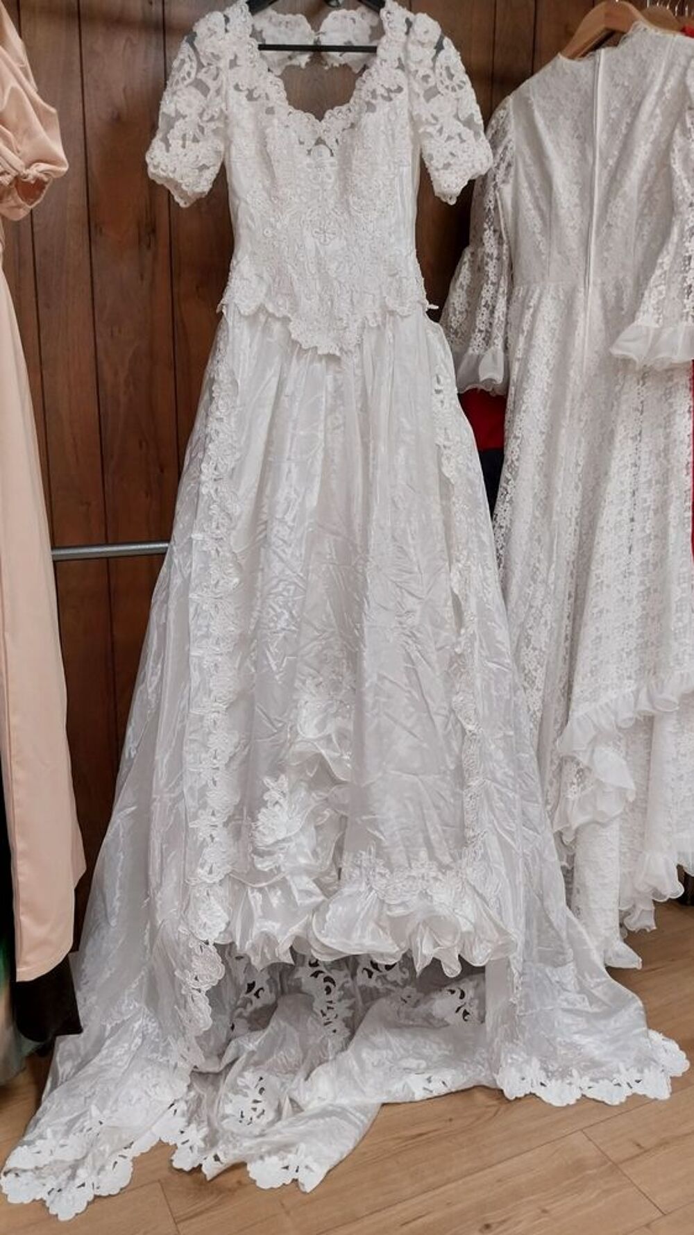 Robe de mari&eacute;e vintage princesse Lohrencel Cassel Vêtements