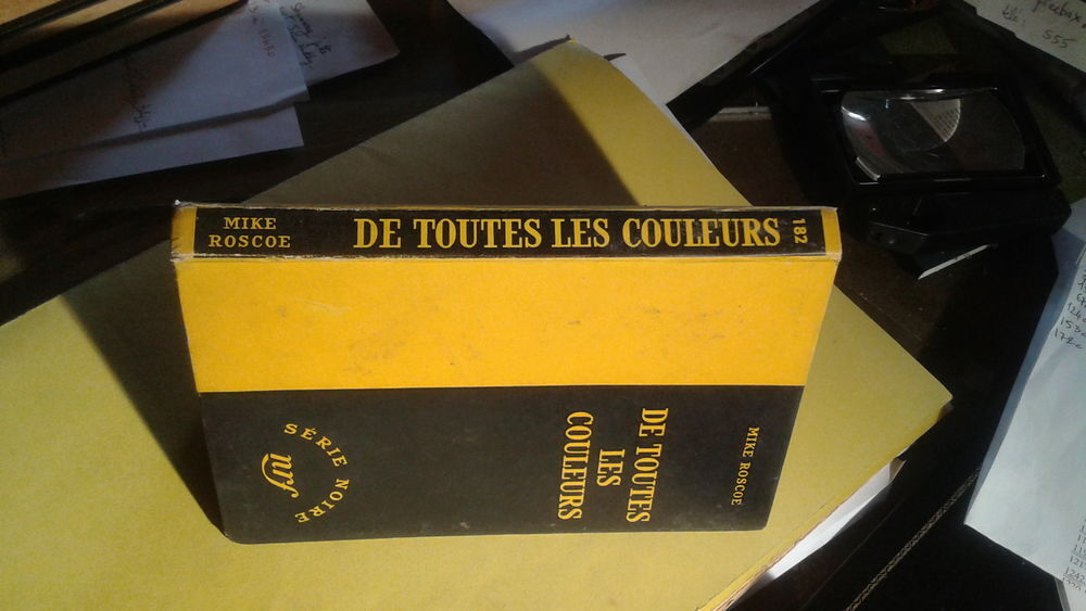 S&eacute;rie noire n&deg;182 De toutes les couleurs Mike Roscoe Livres et BD