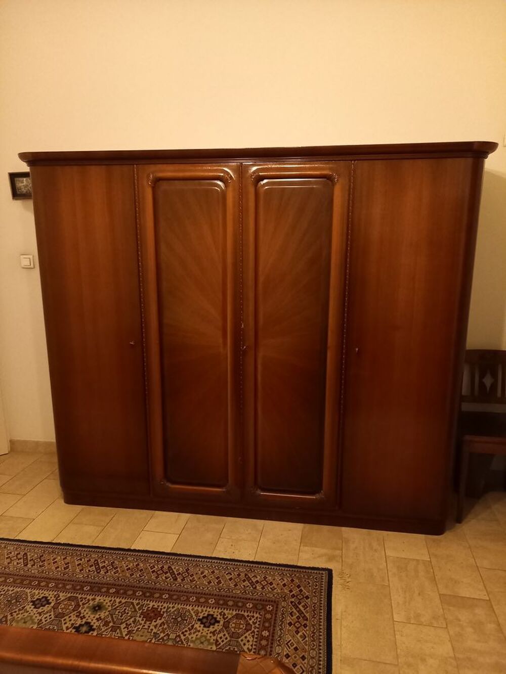 Chambre &agrave; coucher grande taille lits jumeaux Meubles