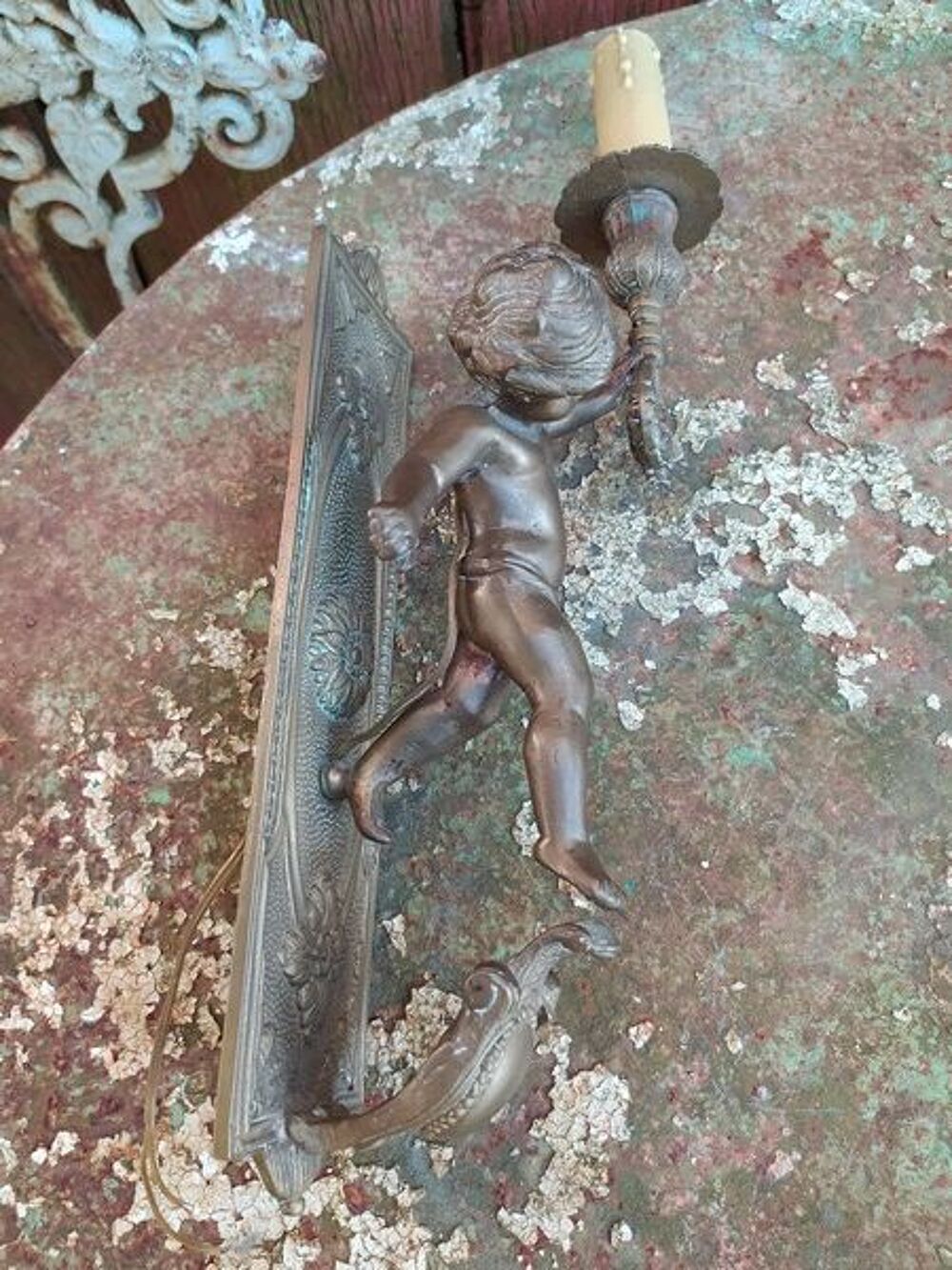 Ancienne Applique Bronze Enfant Style Angelot Ch&eacute;rubin Décoration