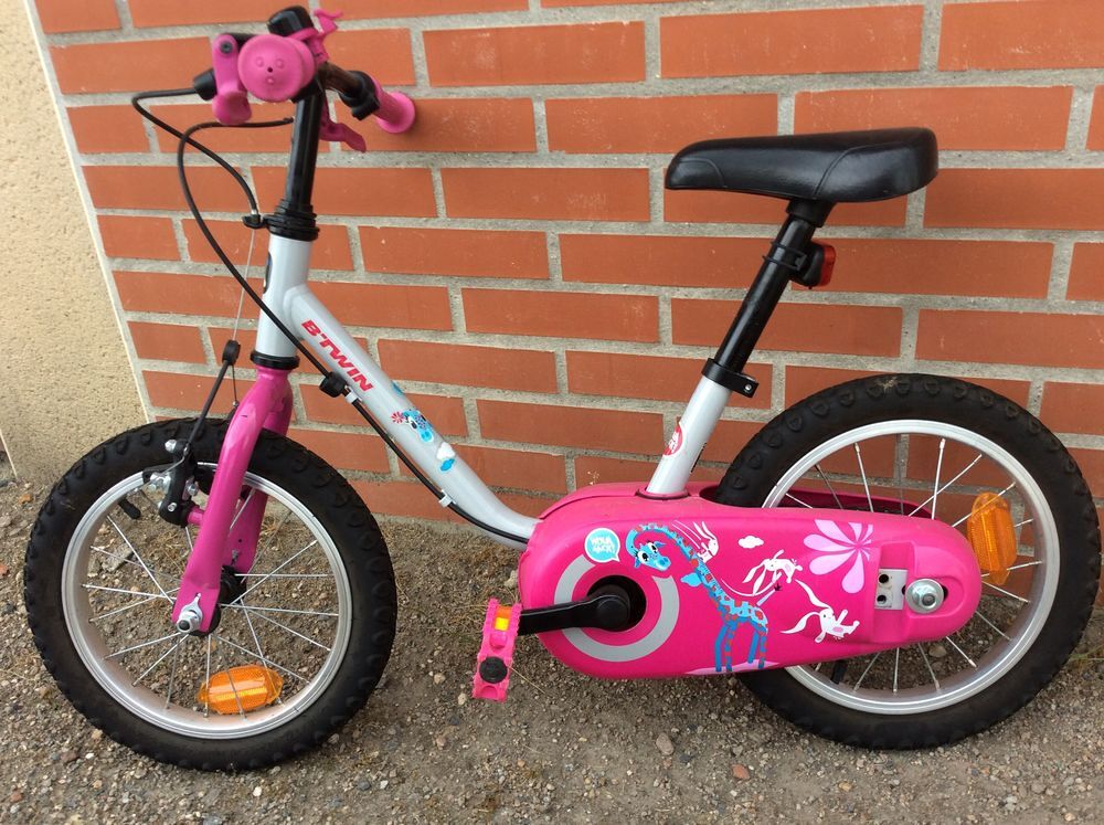 v&eacute;lo fille 3-5 ans Sports
