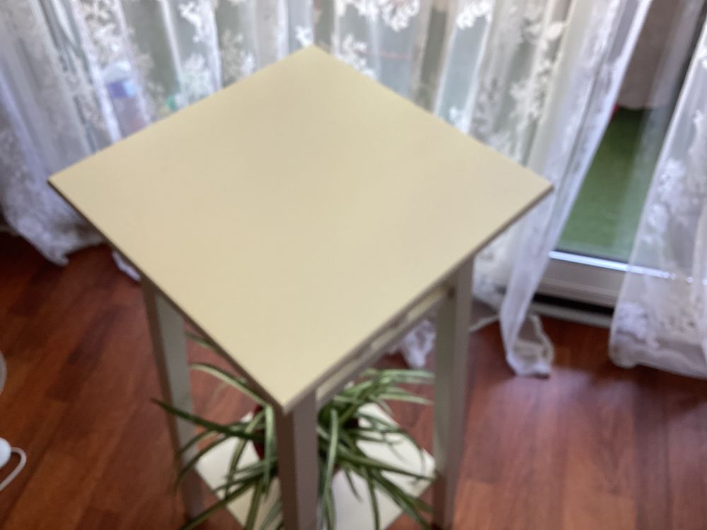 Porte-plante IKEA Meubles
