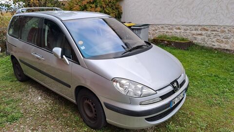 Peugeot 807 2.2 HDi 16v FAP Confort