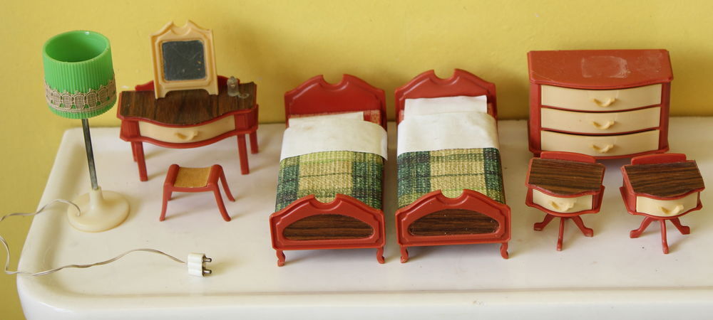  GERMANY Meubles Maison Poup&eacute;es vintage 70 chambre des pare Jeux / jouets