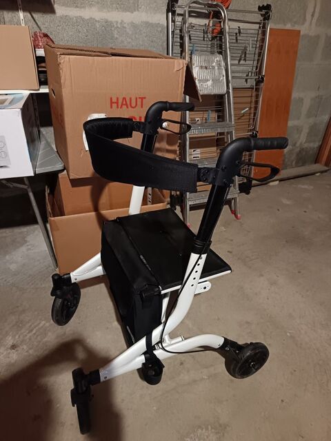 D�ambulateur  80 Fontenay-le-Comte (85)