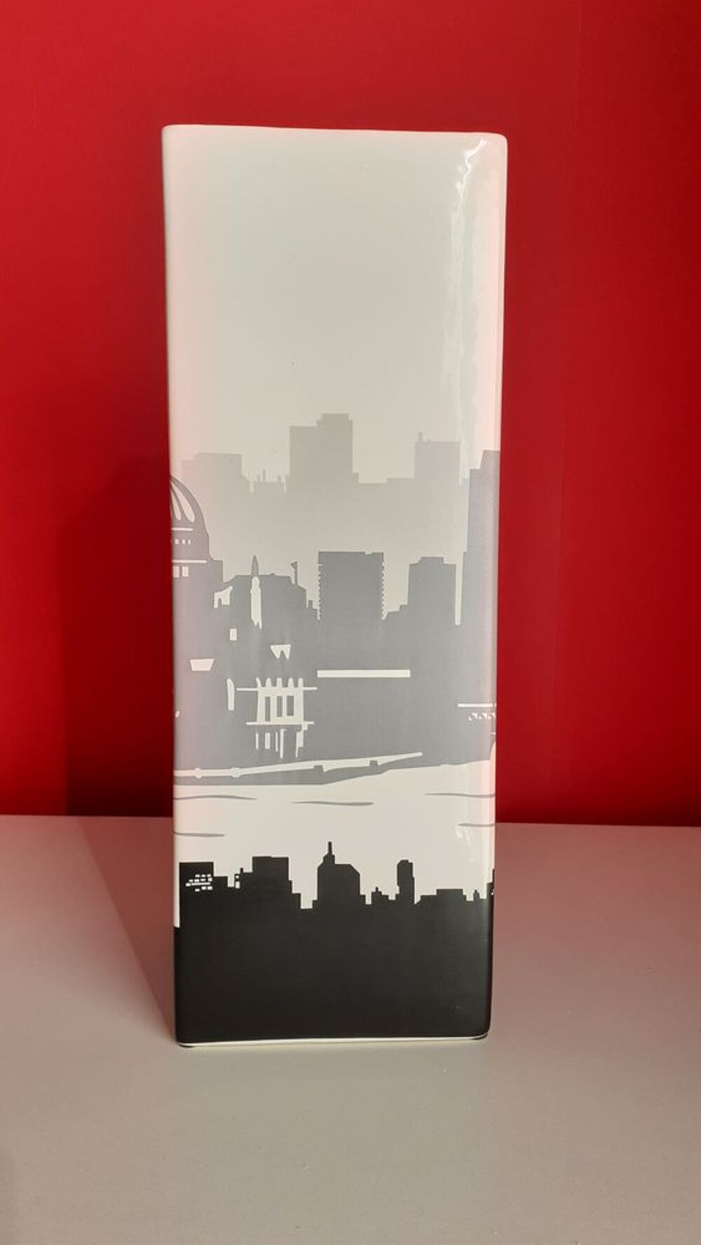 Grand vase carr&eacute; Dcoration