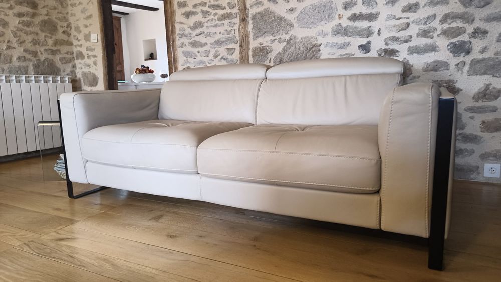 Canap&eacute; en cuir 3 places - Maison XXL Meubles