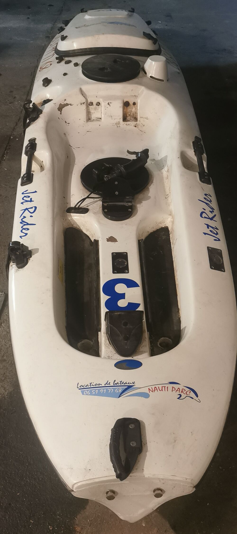 Kayak &agrave; moteur Sports
