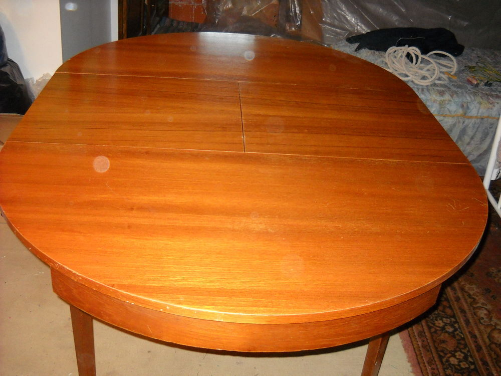 table ronde de 115cm rallonge 50cm Meubles