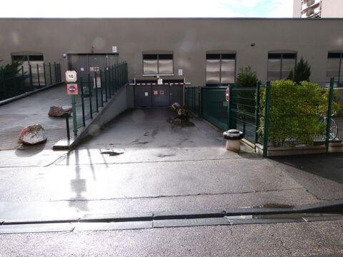  Parking / Garage � louer 15 m�