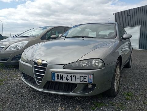 Alfa-romeo 147 Alfa Romeo  1.9 JTD M-JET 120 Distinctiv