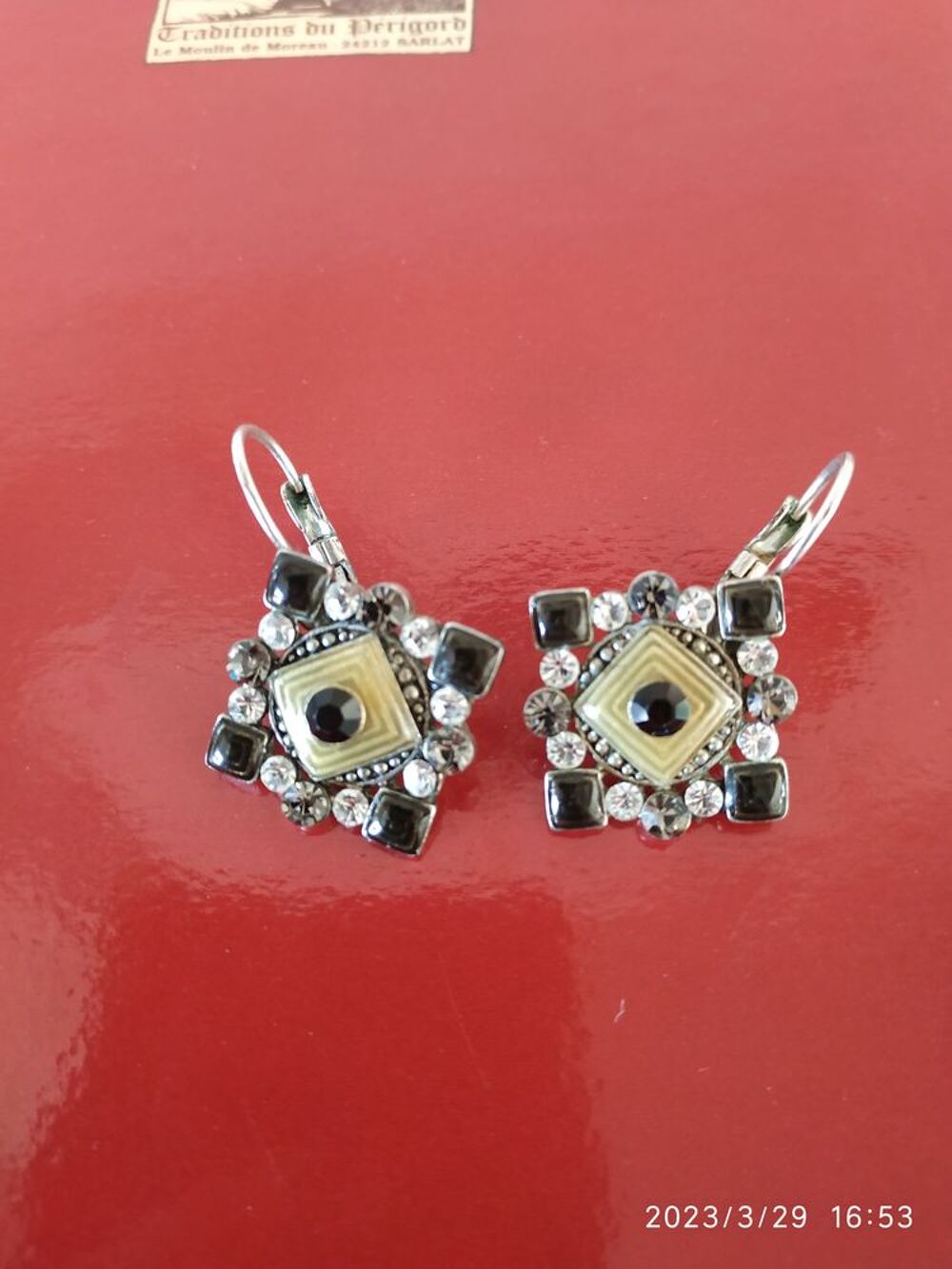 boucles d'oreilles vintage Bijoux et montres
