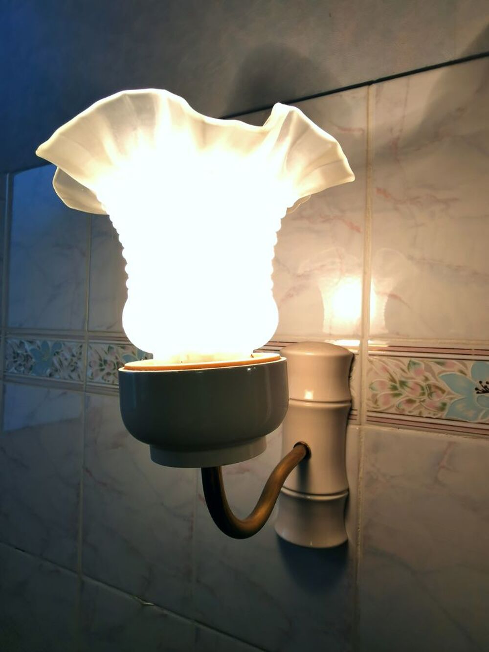 Ensemble pour salle de bain fa&ccedil;on bambou blanc Décoration