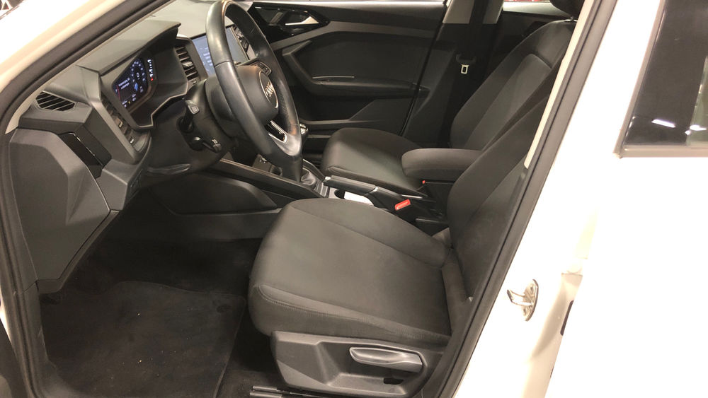 A1 Sportback 30 TFSI 110 ch BVM6 Business line 2021 occasion 13360 Roquevaire
