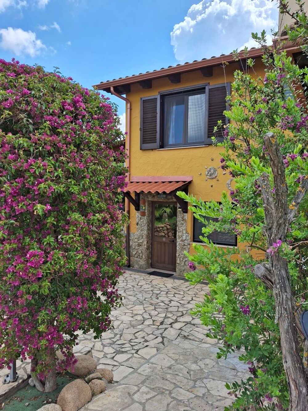 Vente Villa Villa sud de la Sardaigne Nuxis, province of south sardinia, italie (Italie)