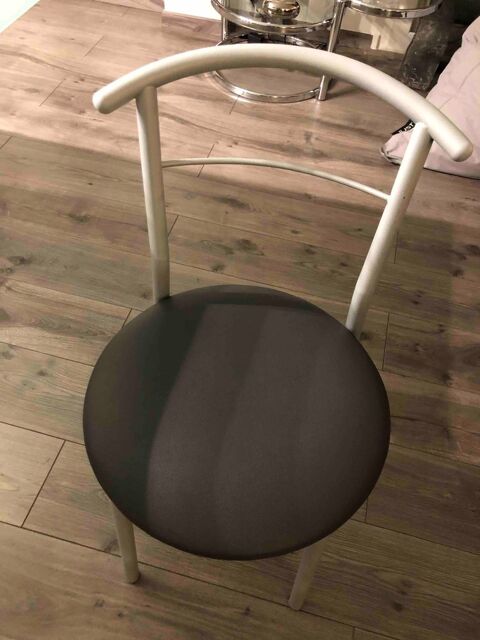 Chaises modernes 180 Aulnay-sous-Bois (93)