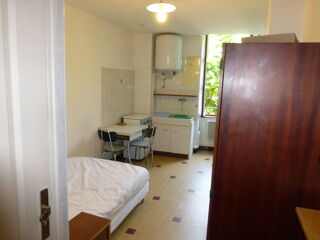  Appartement à louer 1 pièce 18 m²