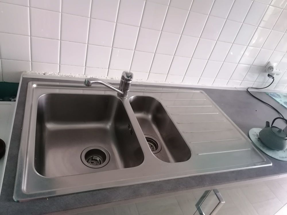 Cuisine &eacute;quip&eacute;e Meubles