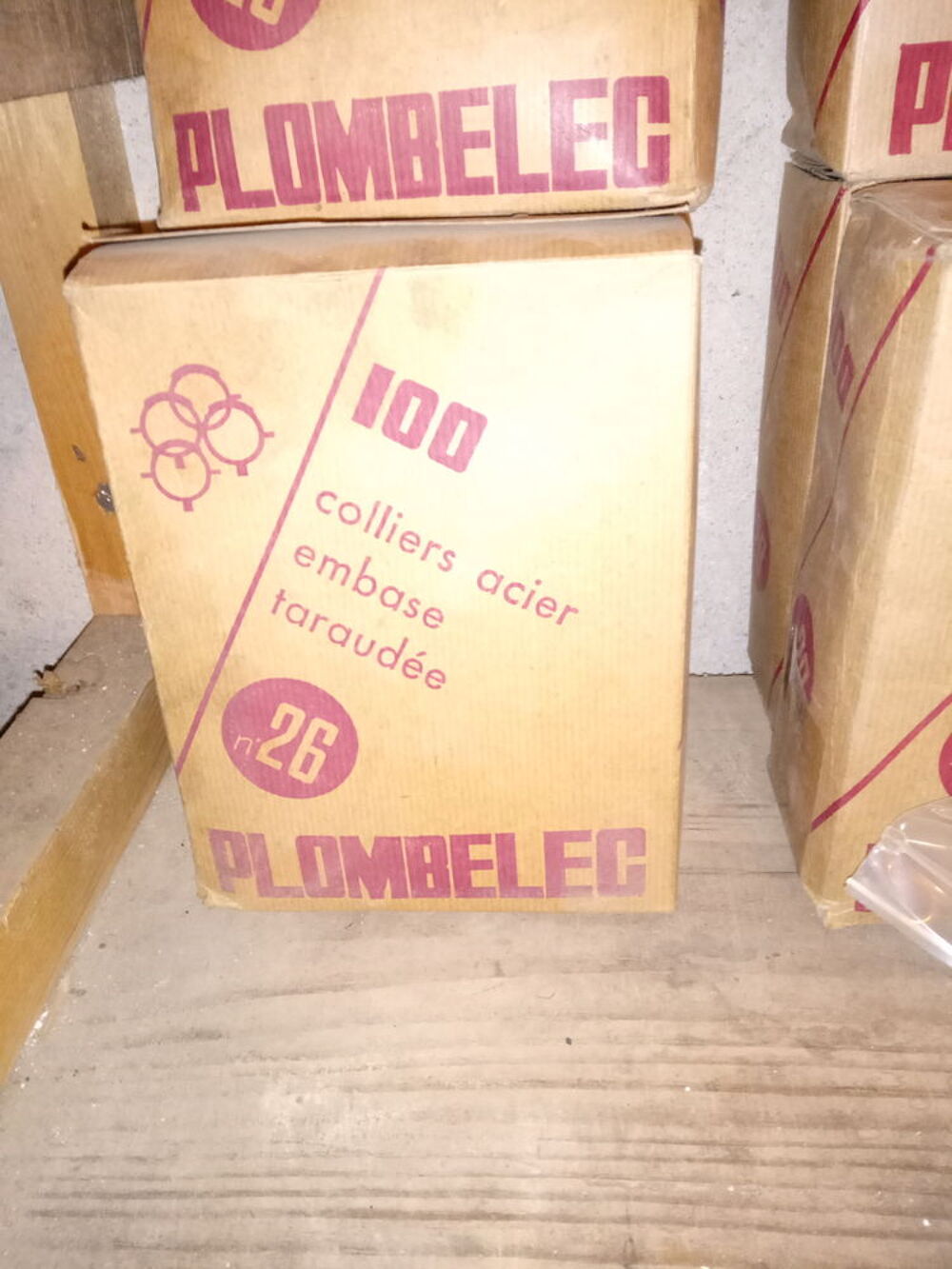 Colliers Atlas &agrave; embase taraude pour tuyaux cuivre plomberie Bricolage