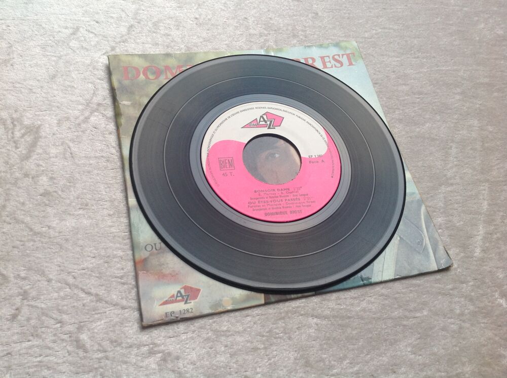 DOMINIQUE BREST DISQUE 4 TITRES Envoi Possible
CD et vinyles