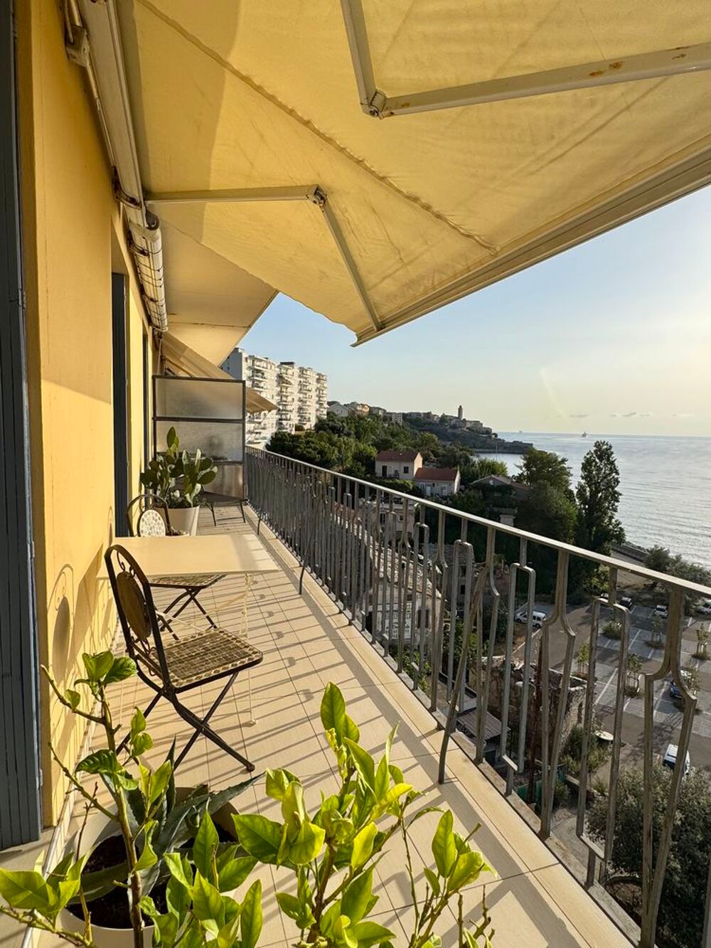 Vente Appartement T3 de 70 m² vue mer - dernier étage, terrasse 13 m² Bastia
