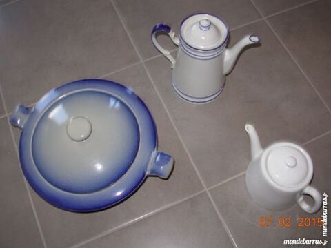 ENSEMBLE VAISSELLE DECO 5 Saint-Vougay (29)
