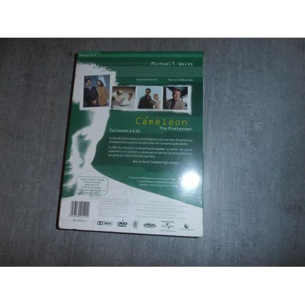 Lot de 23 dvd Le cam&eacute;l&eacute;on et la saison 3 de 1 a 11. DVD et blu-ray