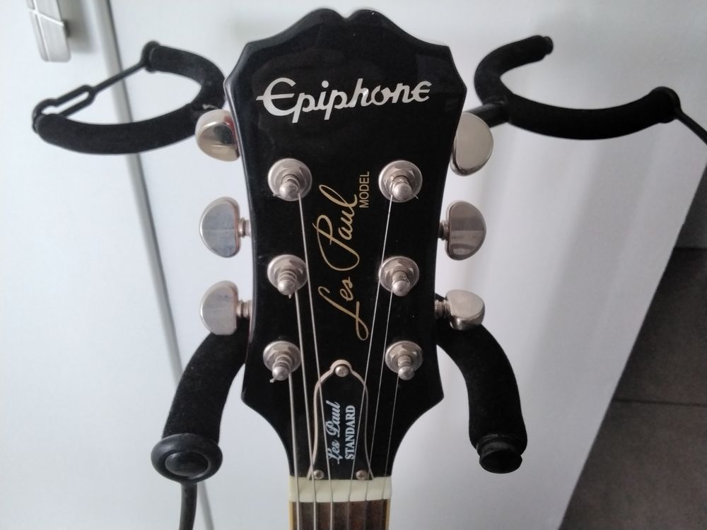 Guitare EPIPHONE
Instruments de musique