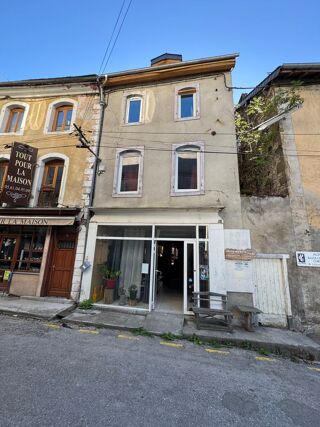  Immeuble à vendre 210 m²
