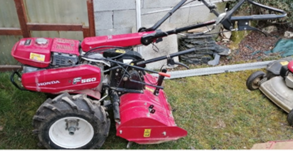 Motoculteur honda F560 Jardin