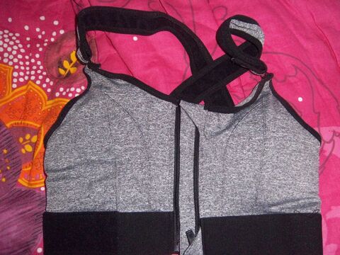 soutien gorge de sport 10 Bossay-sur-Claise (37)