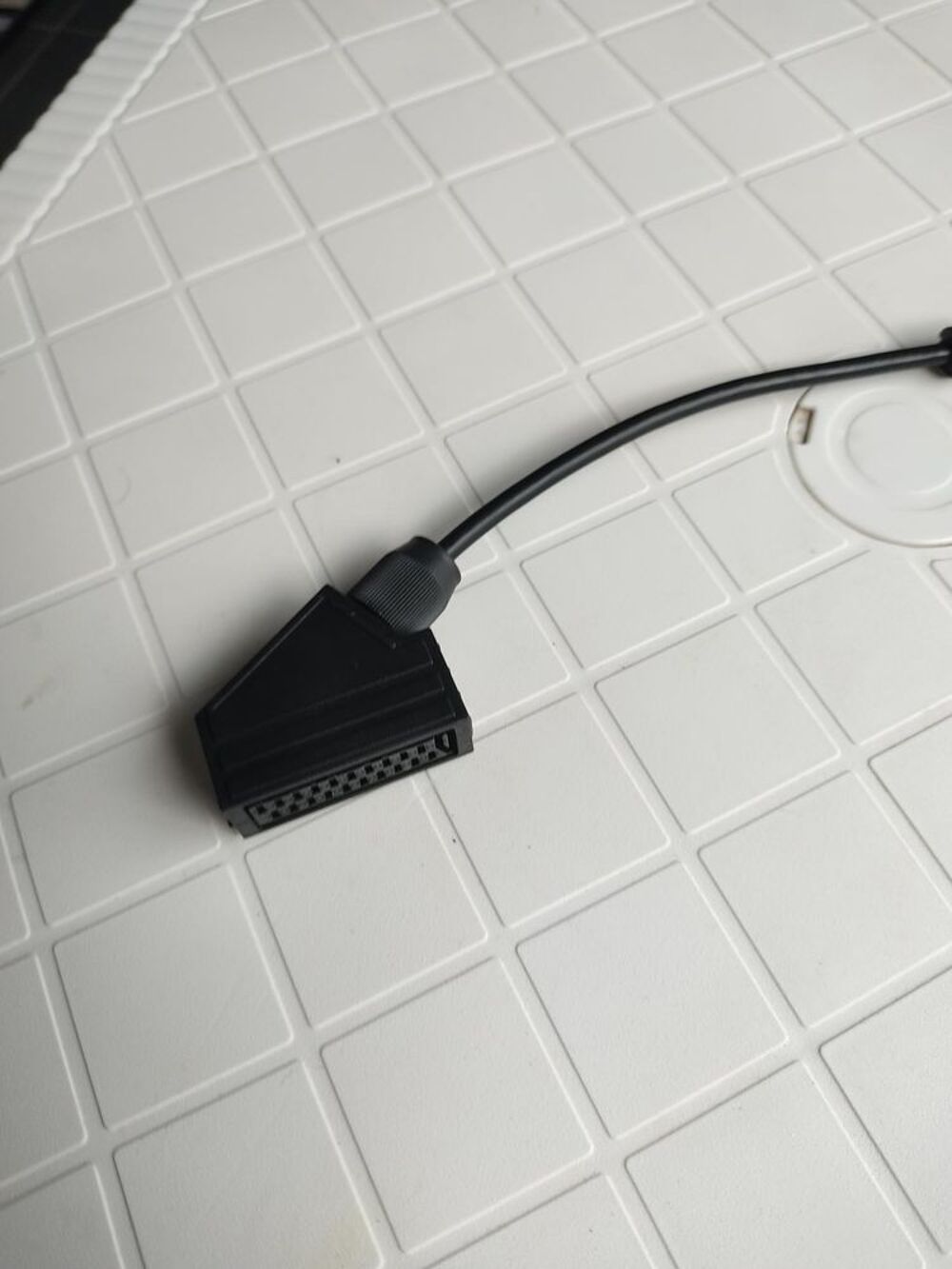 C&acirc;ble VGA Q:2 + 1 c&acirc;ble RS 232 neuf Matériel informatique