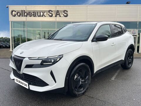 Alfa Romeo Junior 1.2 Ibrida 136 ch eDCT6 Premium 2025 occasion Saint-Quentin 02100