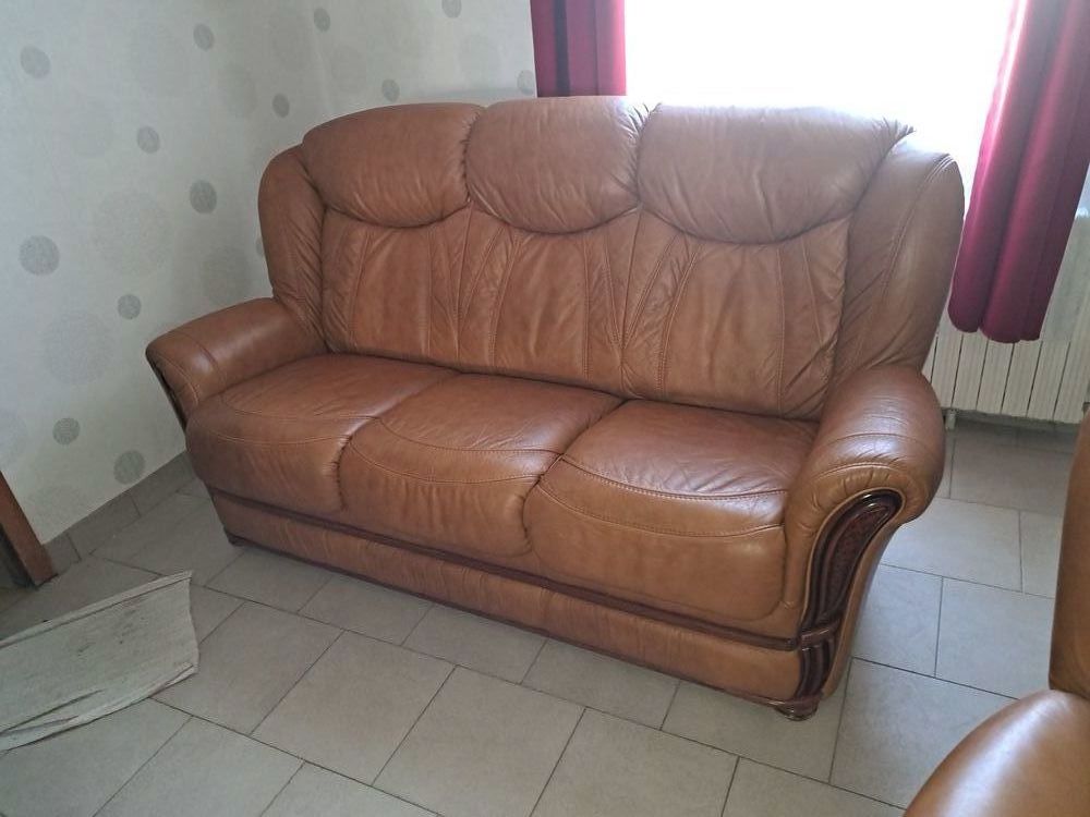 Salon en bois massif et cuir Gold (canap&eacute; + 2 fauteuils) Meubles