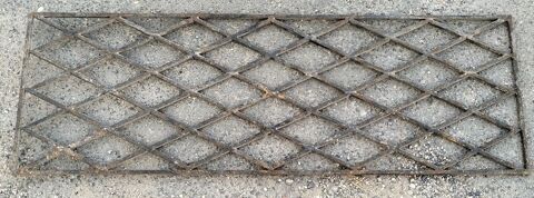 grille d�fense fen�tre 1210x 405 x 10 mm 60 Saint-Jean-de-Fos (34)