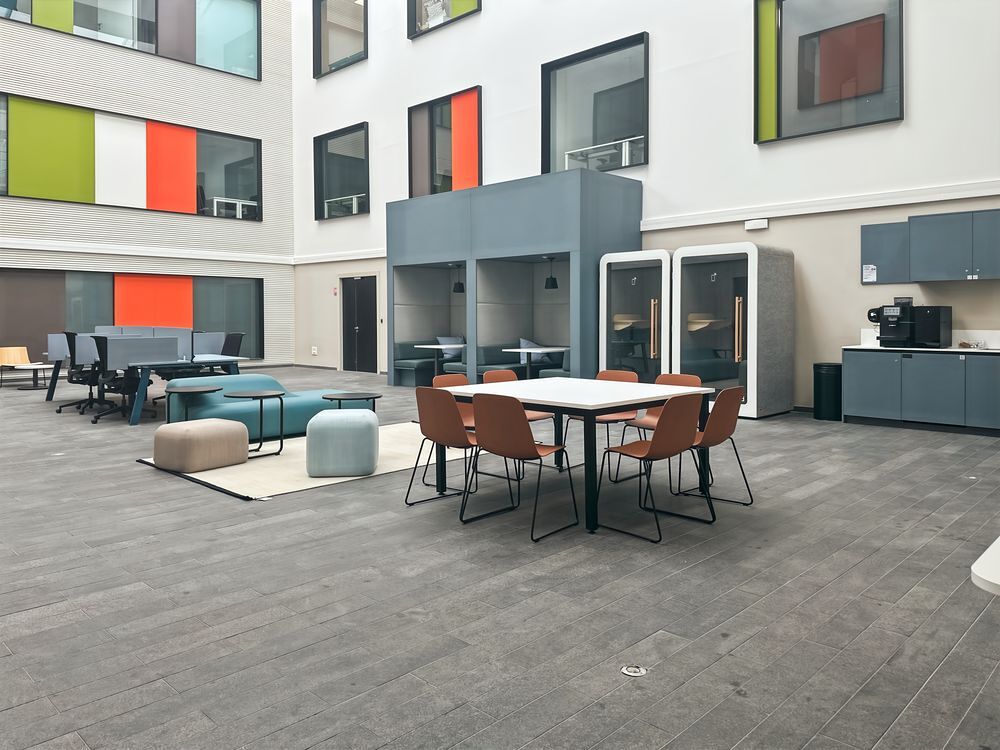   Louez un grand espace de bureau pour 50 personnes à Lesquin, Atrium Lesquin