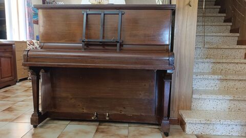 Piano droit 700 11400 Mas-saintes-puelles