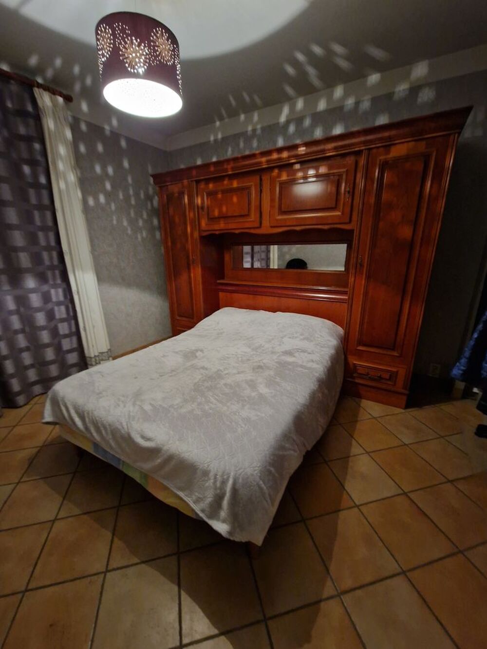 1 chambre PONT Meubles