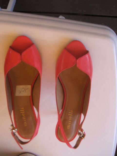 CHAUSSURE FEMME 8 La Ville-aux-Dames (37)