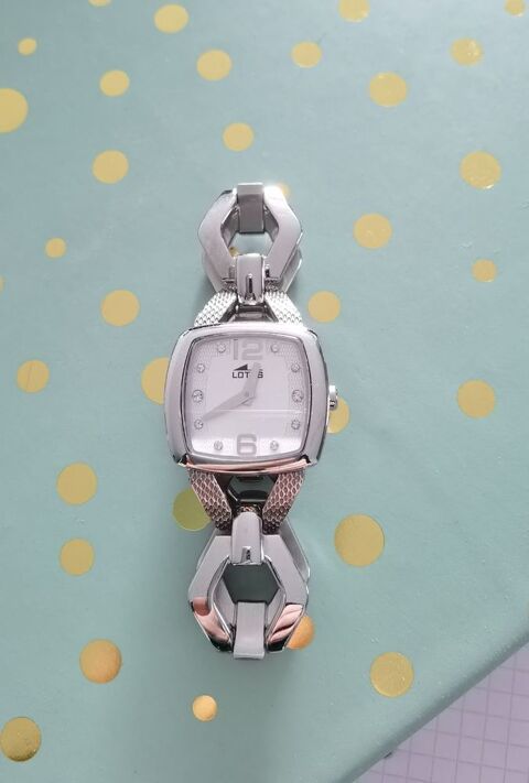 Montre femme Lotus 40 Le Ban-Saint-Martin (57)