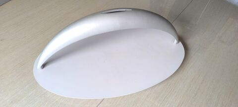 Tres elegant plafonier
105 Saint-Genis-Pouilly (01)