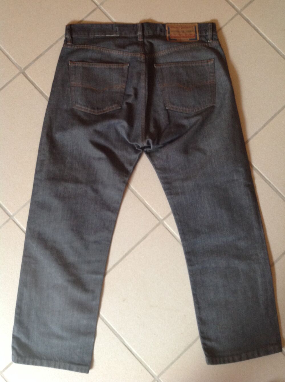 JEANS DIESEL ET NEUF MODEL L TYPE RR55 TAILLE 34 Envoi Possi Vêtements