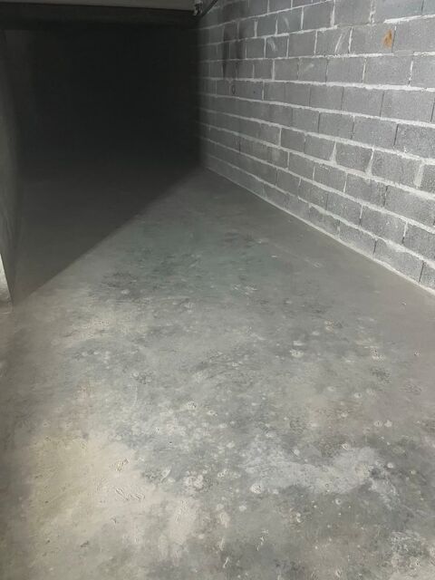  Remise / Grange  louer 1 pice 122 m