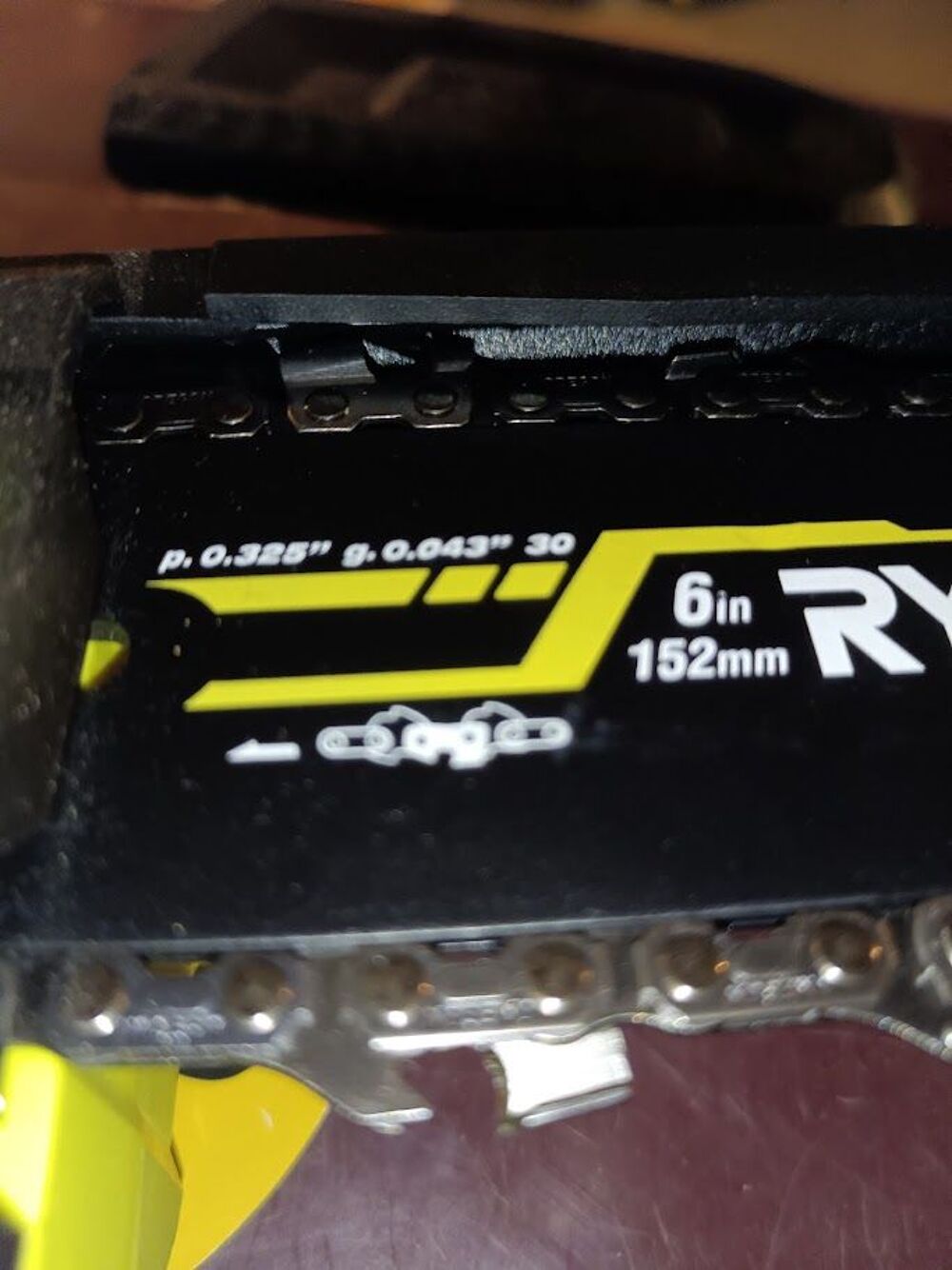 Mini tron&ccedil;onneuse Ryobi, 18 V. , RY18PSX15A-0 Bricolage