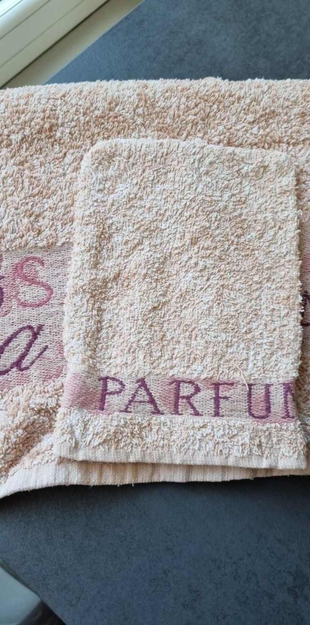 Lot serviette de bain, draps de bains et gants de toilette Vtements