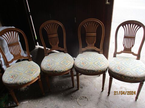 chaises anciennes 150 Villecomtal (12)
