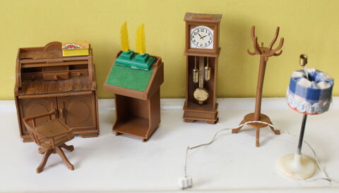 Meubles Maison de Poupées vintage 70 bureau
vintage 70 30 Issy-les-Moulineaux (92)
