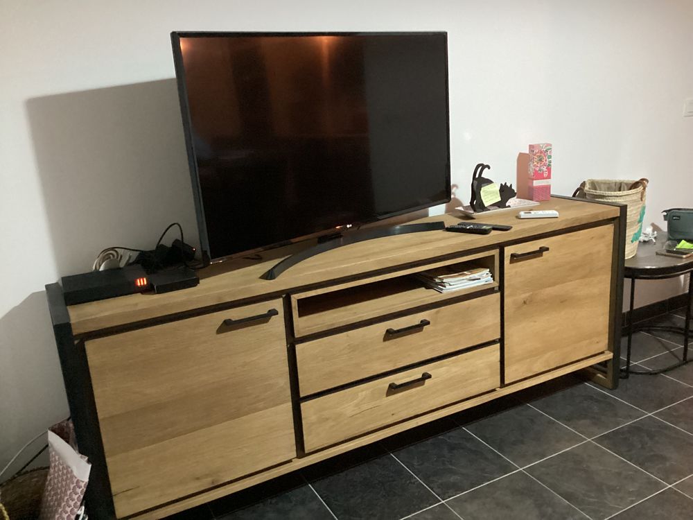 Buffet table bar et 4 tabourets croute de cuir Meubles