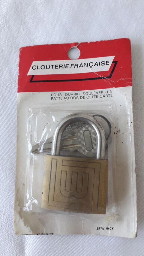 Cadenas clouterie française
Salon-de-Provence (13)